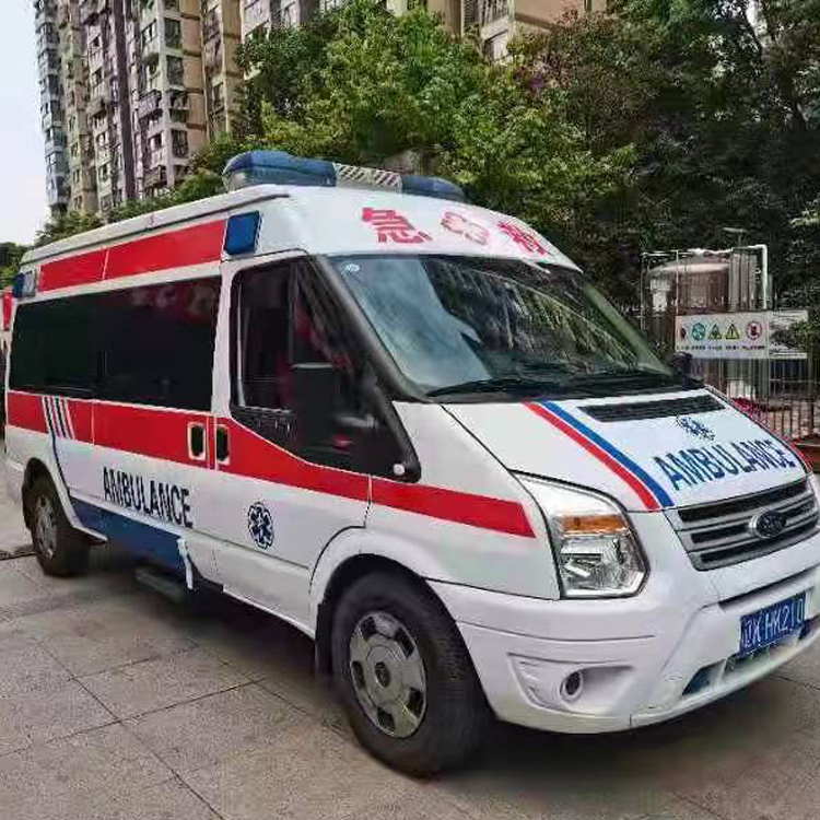 潜江经济开发区长途救护车护送病人返乡