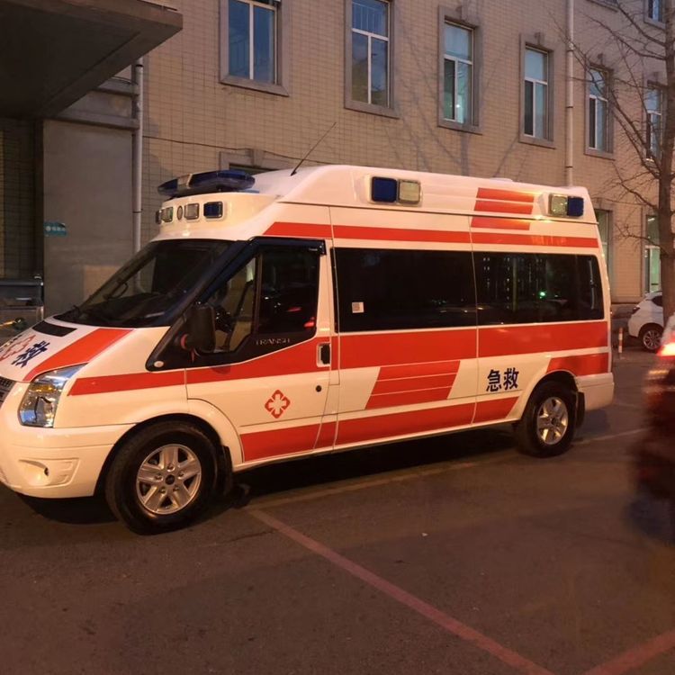 潜江经济开发区夜间租赁救护车护送病人转院：安全转运的 8 大核心注意事项